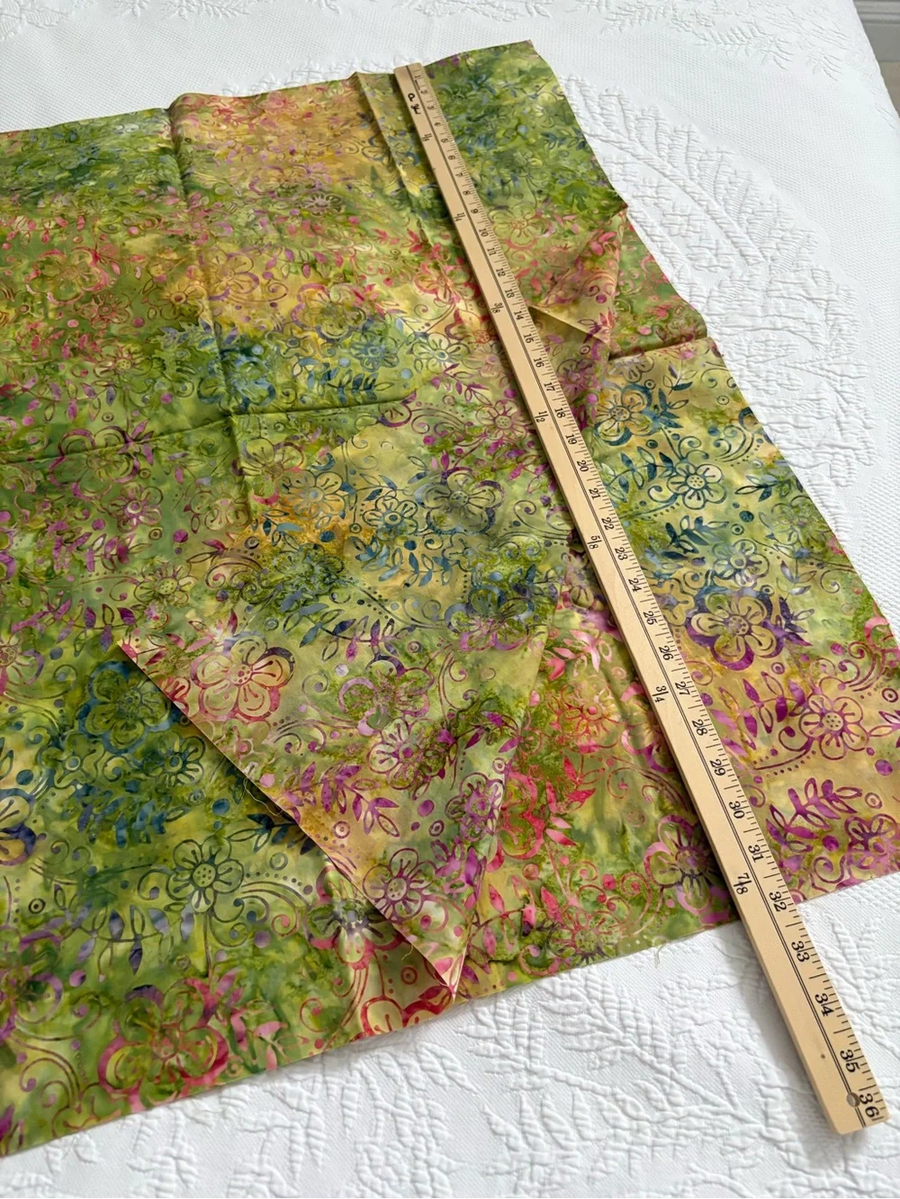 Batik fabric 100% cotton large remnant lot quilting crafts sewing